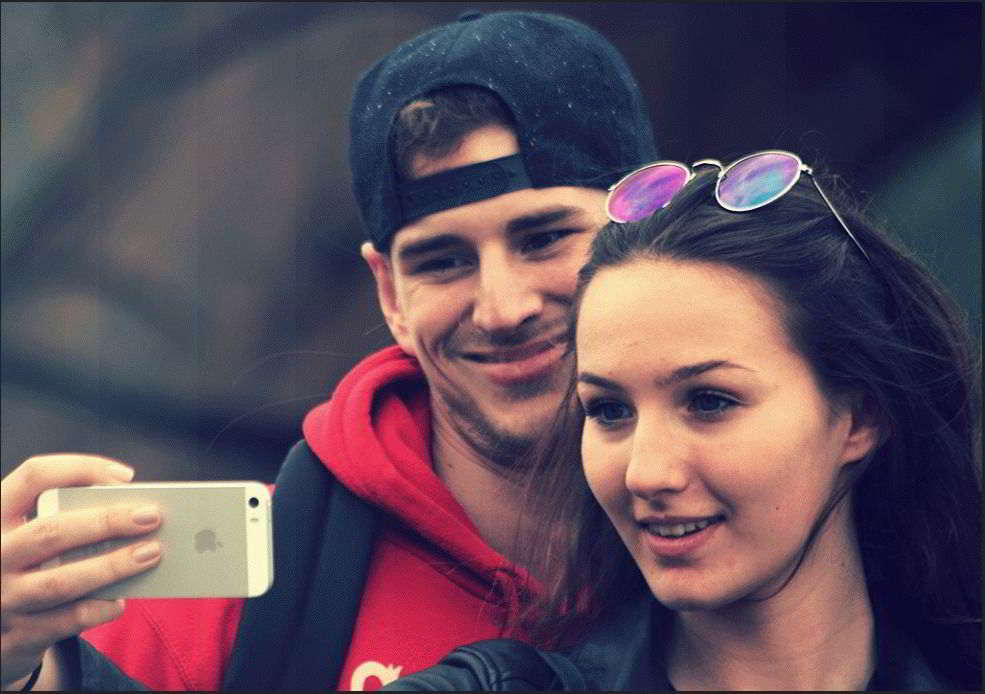 Peringkat smartphone selfie terbaik dengan kamera depan bagus di 2019