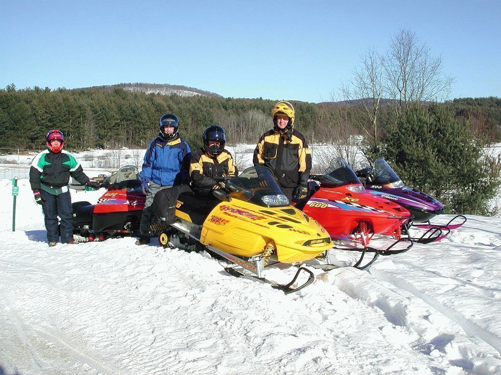 2025 میں سنو موبائلز اور موٹرائزڈ کتوں کی درجہ بندی