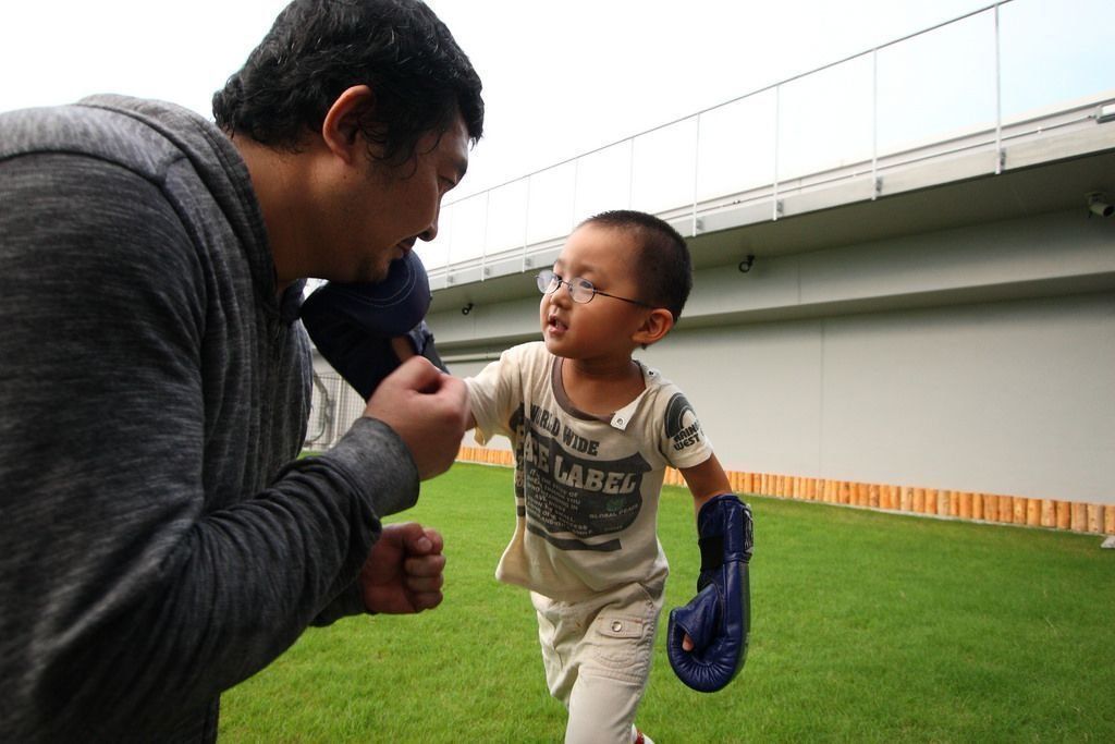 Gym tinju dan kickboxing terbaik di St. Petersburg — 2025