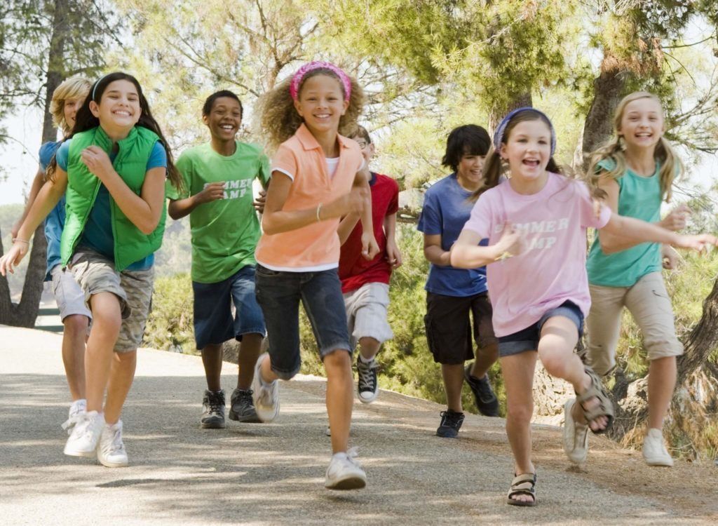 Perkemahan anak-anak terbaik di wilayah Kaliningrad pada tahun 2025