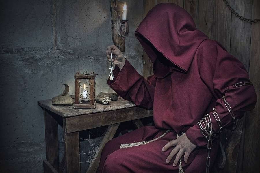 penjara bawah tanah pencarian