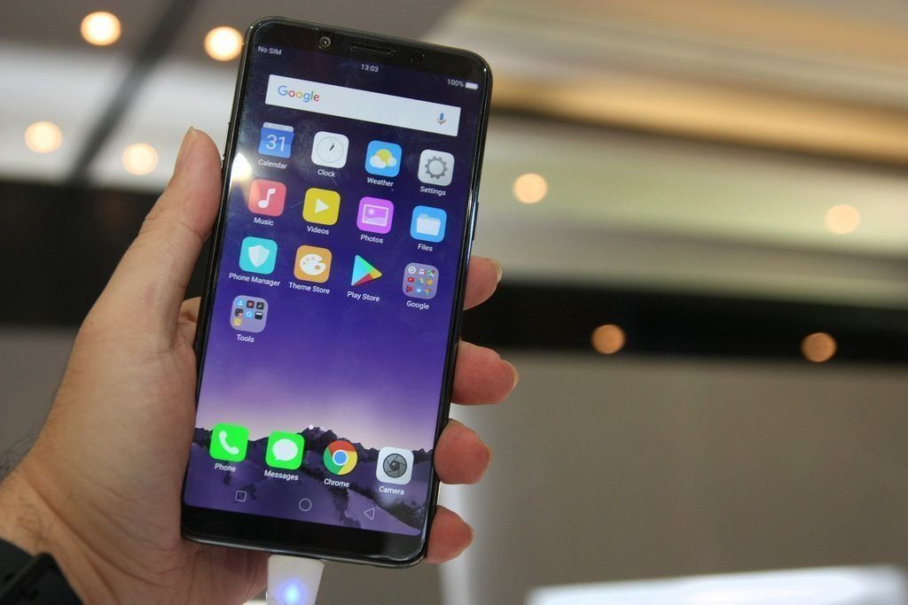 اسمارٹ فون OPPO F5 (32GB اور 64GB) - فوائد اور نقصانات