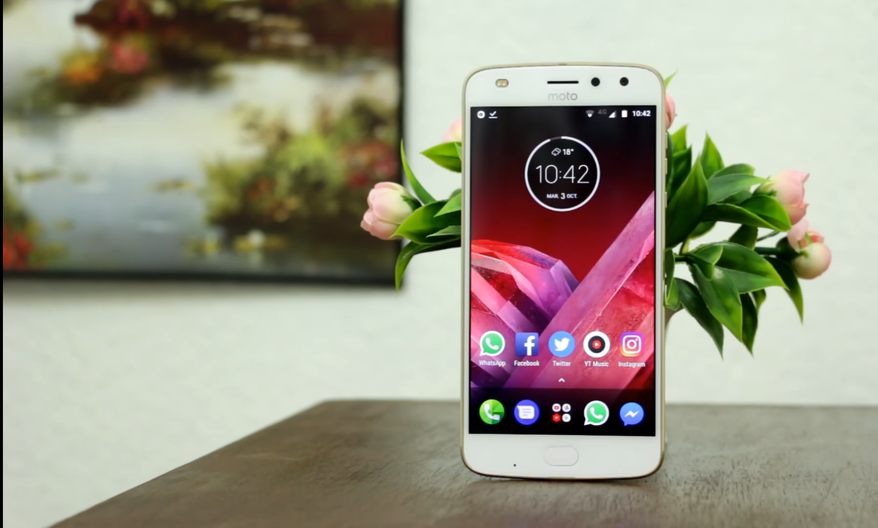 Smartphone Motorola Moto Z2 Play 64GB - mga pakinabang at disadvantages