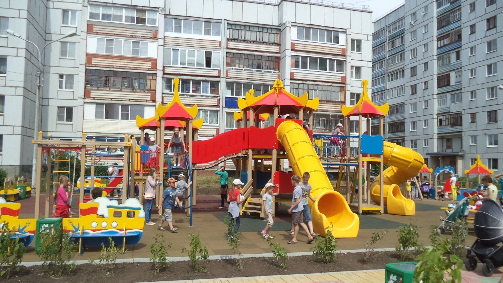 Os melhores playgrounds em São Petersburgo em 2025