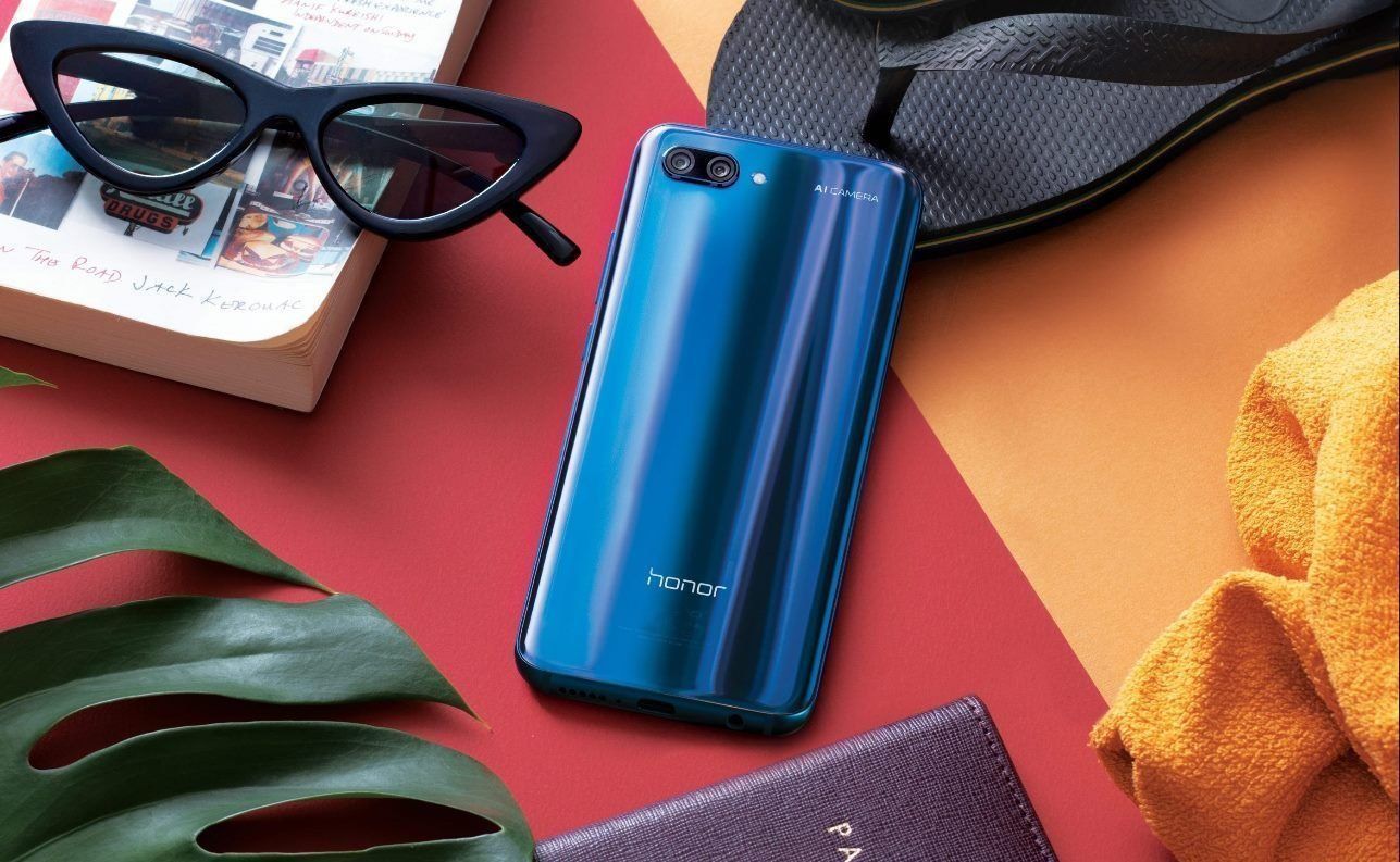 Okostelefon Honor 10 Premium: előnyei és hátrányai