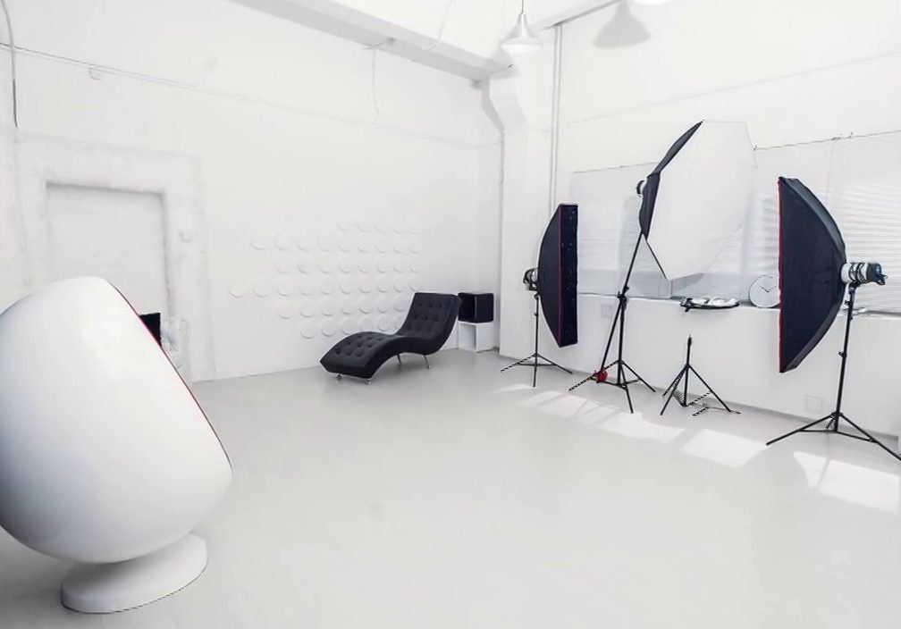 2025 میں اعلیٰ معیار کے فوٹو شوٹ کے لیے وولگوگراڈ میں بہترین فوٹو اسٹوڈیوز کی درجہ بندی