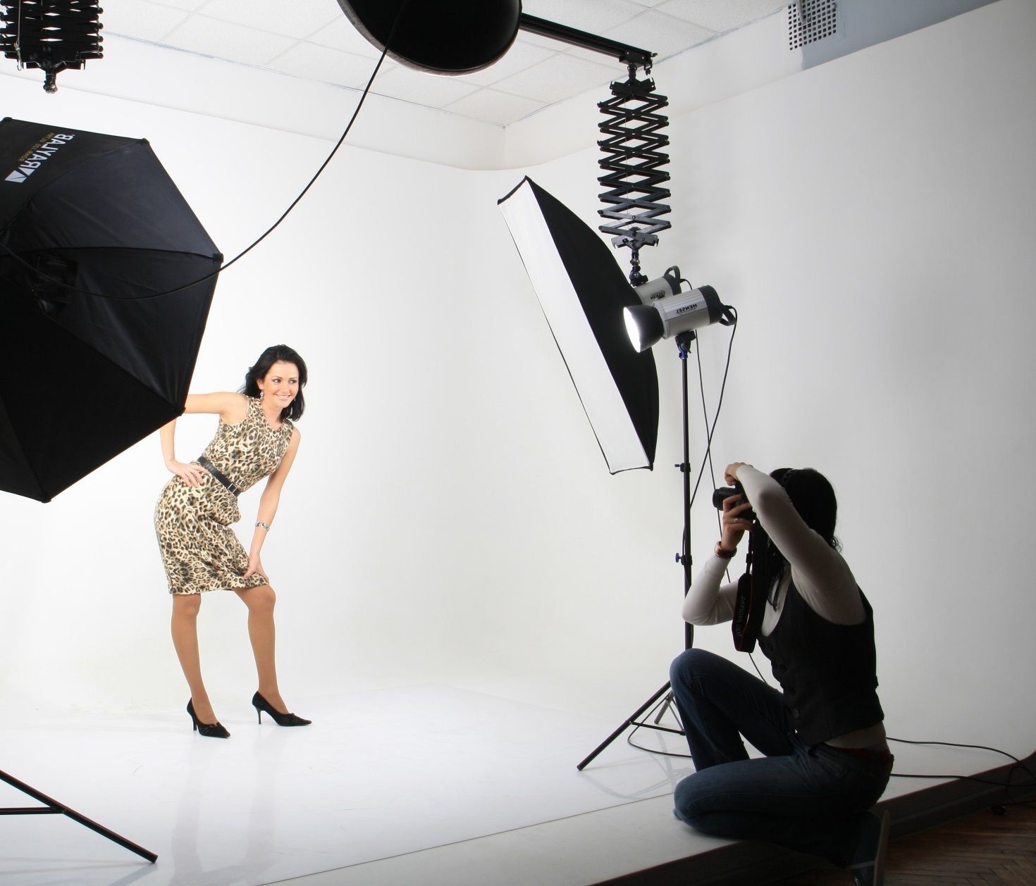 2025 میں اعلیٰ معیار کے فوٹو شوٹ کے لیے کراسنویارسک میں بہترین فوٹو اسٹوڈیوز کی درجہ بندی