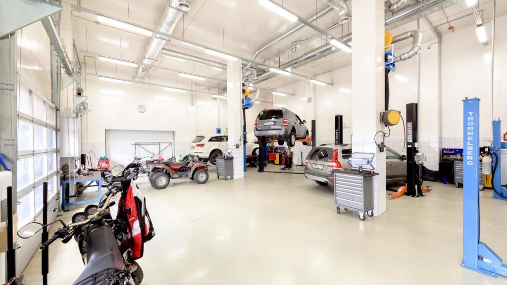 Peringkat layanan mobil terbaik di Voronezh pada tahun 2025