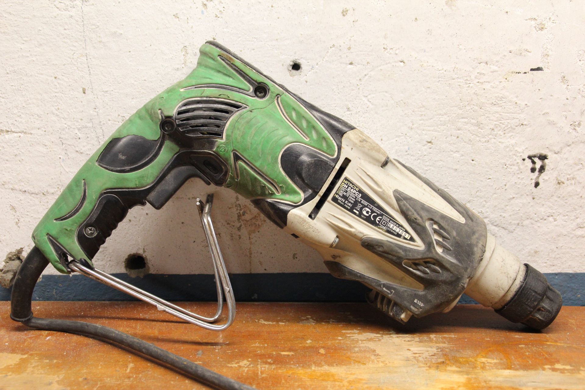 Rotary Hammer Hitachi Terbaik 2025