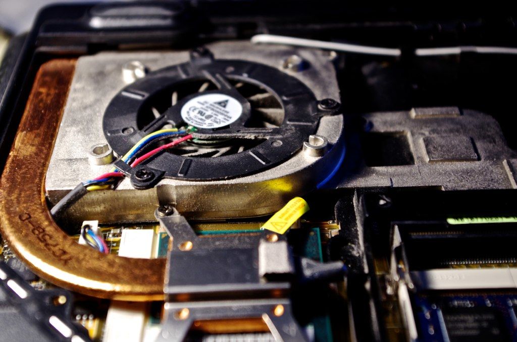 2025 کے لیے پی سی اور لیپ ٹاپ کے لیے بہترین کولرز (کولنگ سسٹم) کی درجہ بندی