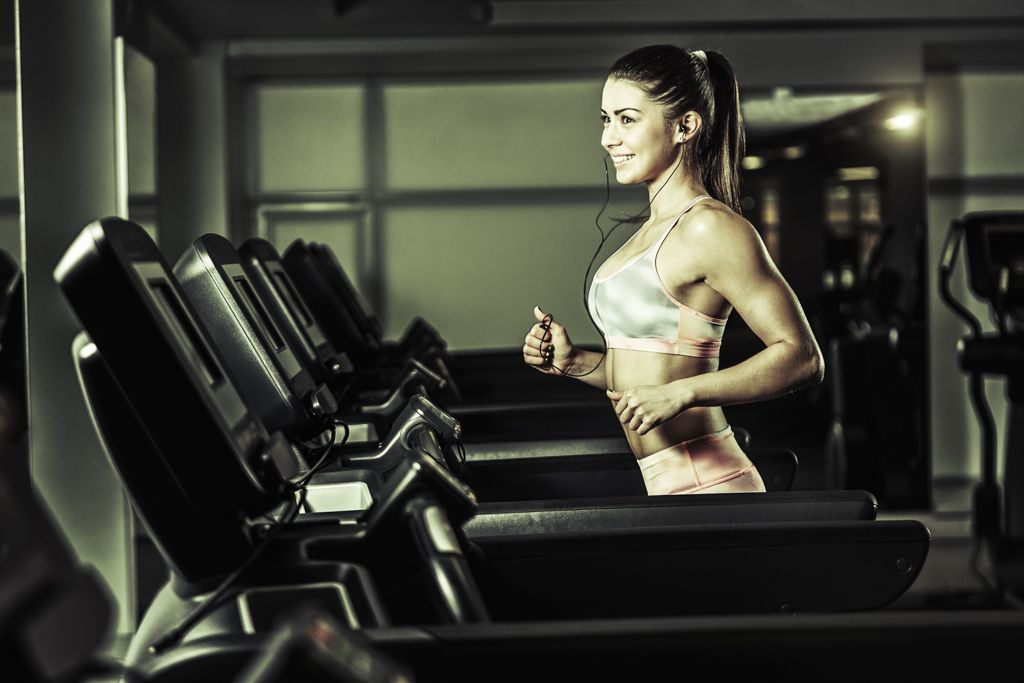 Peringkat klub kebugaran terbaik di Krasnoyarsk pada tahun 2025