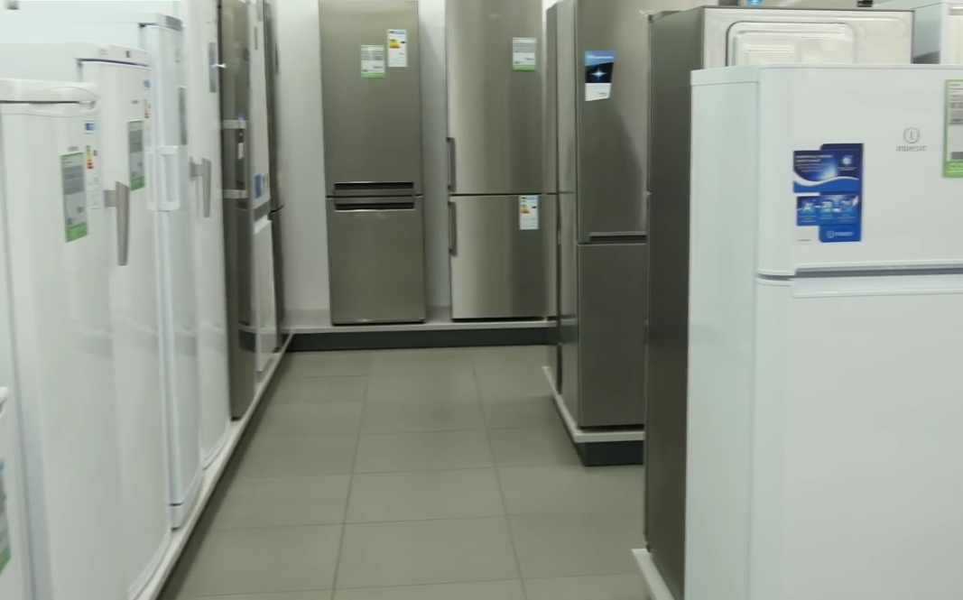 Calificación de los mejores refrigeradores Indesit en 2025