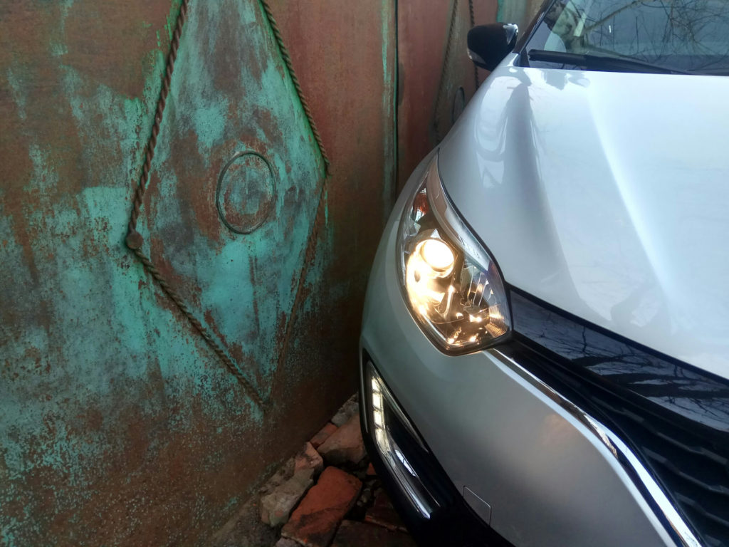 Peringkat bohlam H1 terbaik untuk mobil untuk tahun 2025