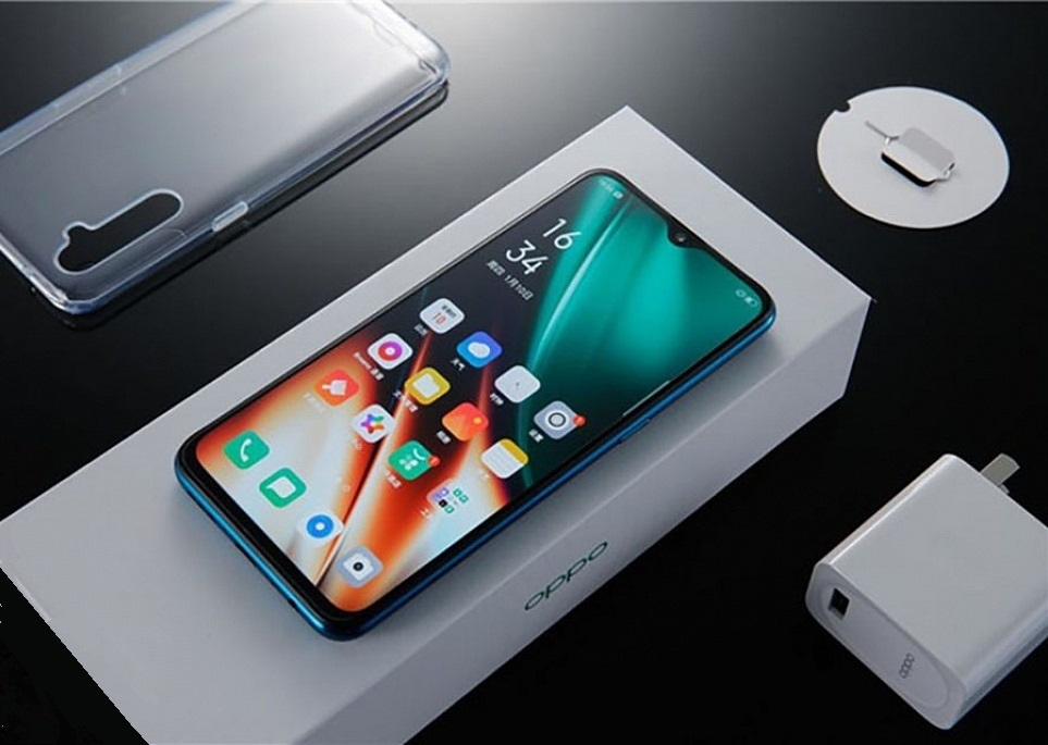 Smartphone Oppo K5: algojo merek global