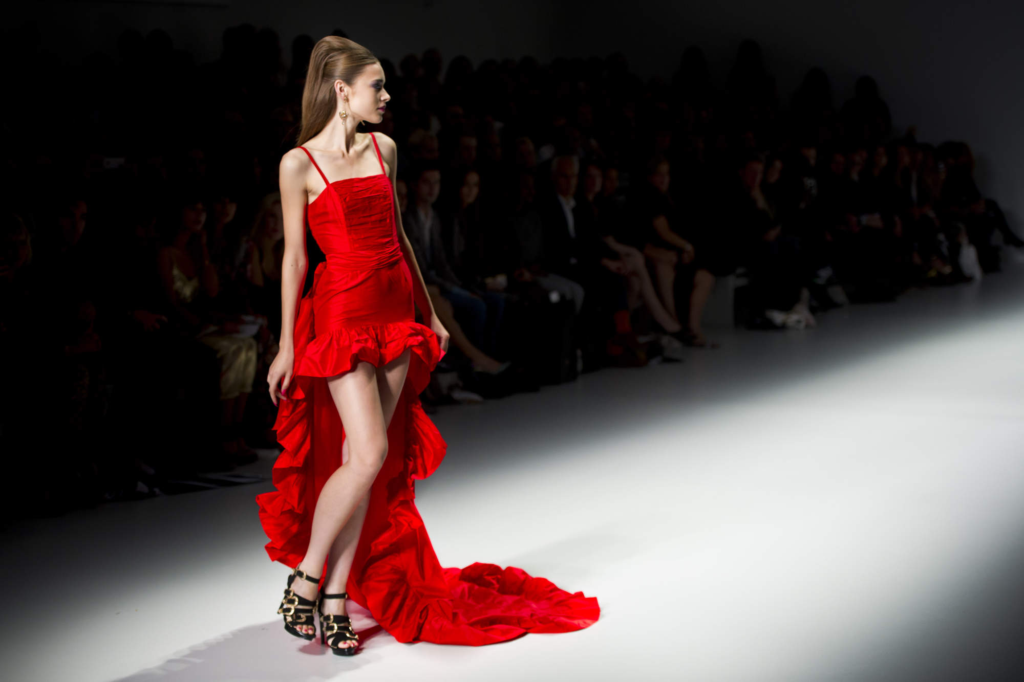 2025 میں نووسیبرسک میں بہترین ماڈلنگ ایجنسیوں کی درجہ بندی