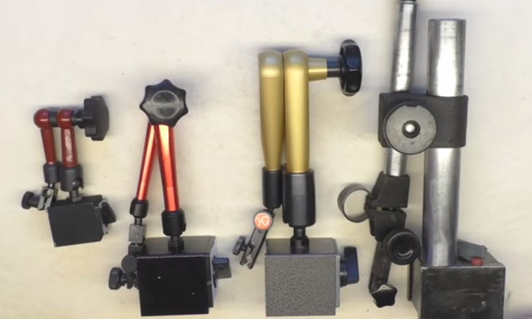 Valutazione dei migliori treppiedi per indicatori per il 2025