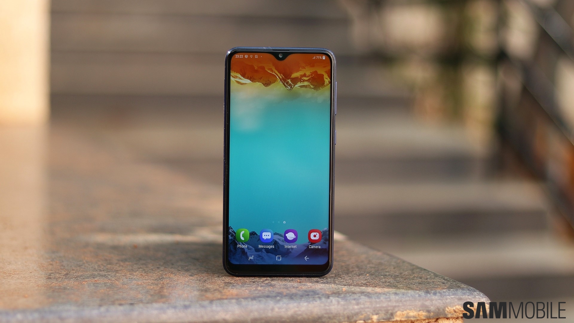 اسمارٹ فون Samsung Galaxy M01 کا جائزہ: کوریا بمقابلہ چین