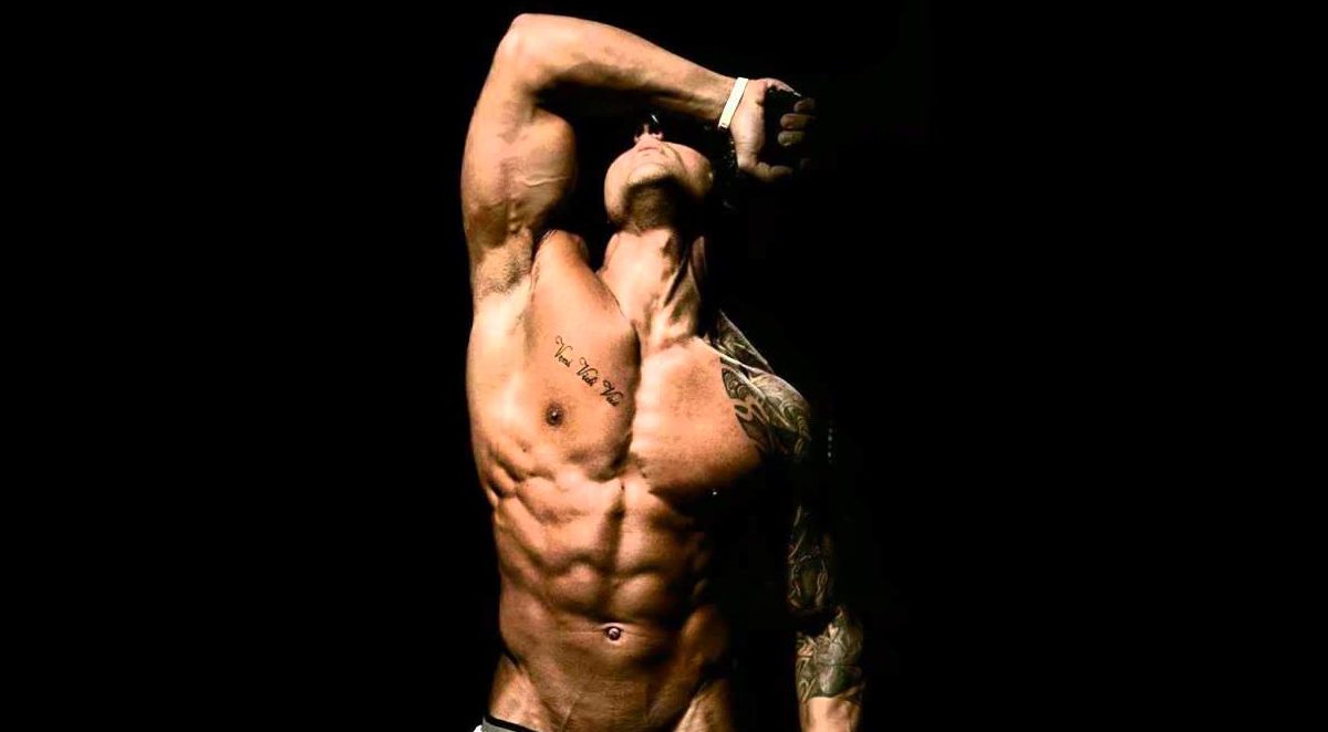 Peringkat toko nutrisi olahraga online terbaik untuk tahun 2025