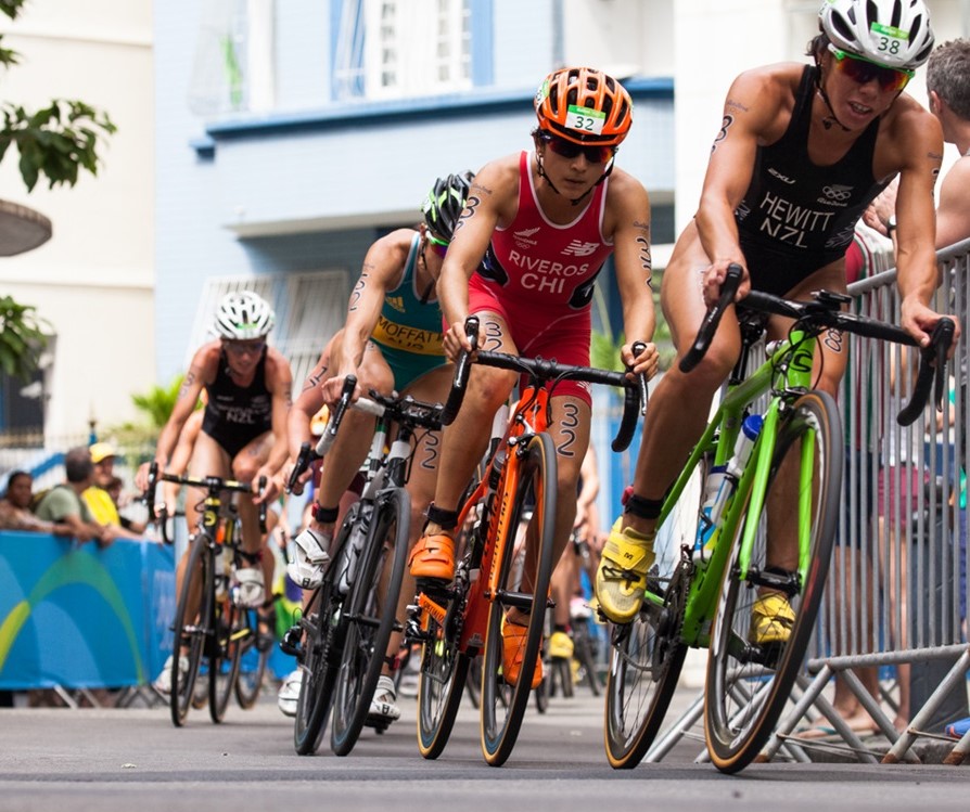 Peringkat peralatan triathlon terbaik untuk tahun 2025