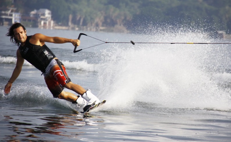 Rompi wakeboard terbaik untuk tahun 2025