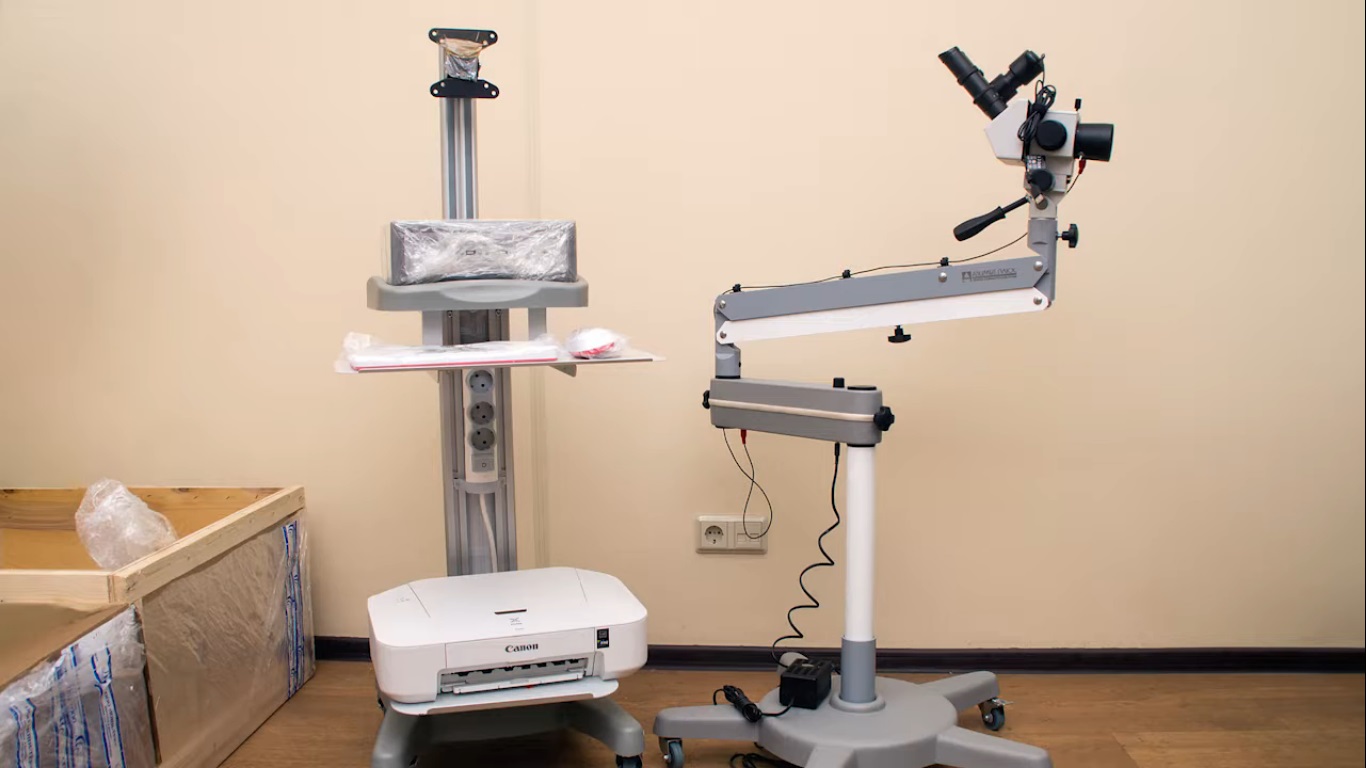 Peringkat rak medis terbaik untuk 2025