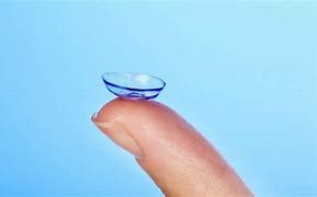 Lensa malam terbaik di tahun 2025