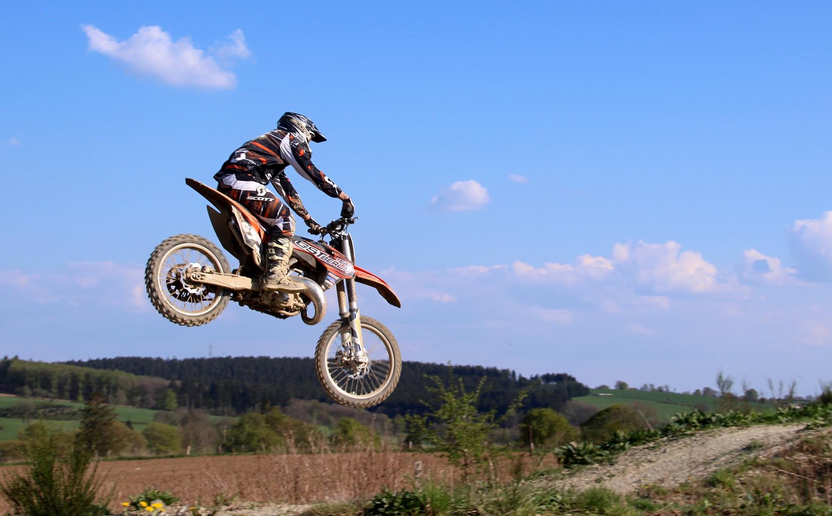 Betyg av de bästa pitcyklarna för 2025