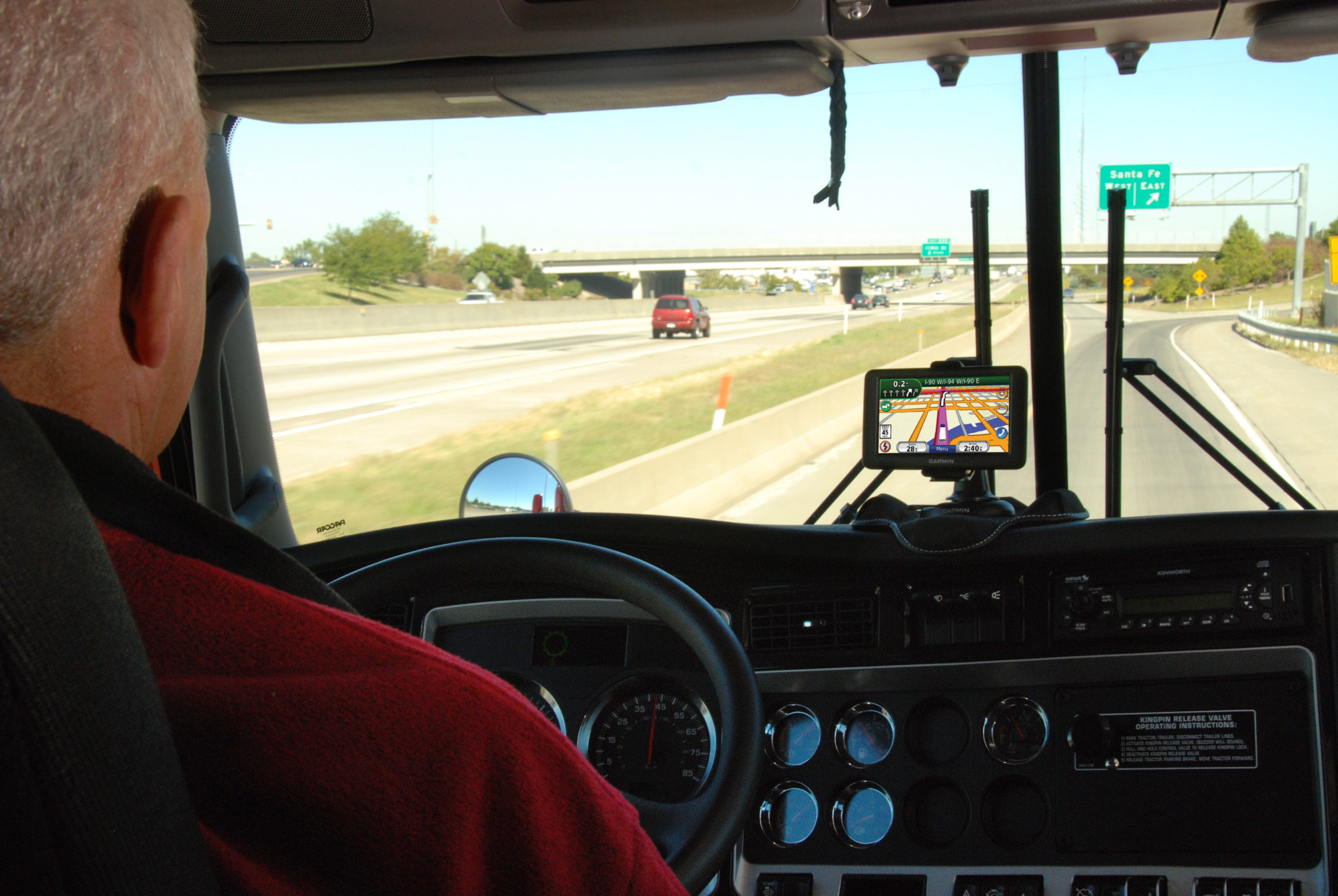 Peringkat navigator terbaik untuk truk untuk tahun 2025