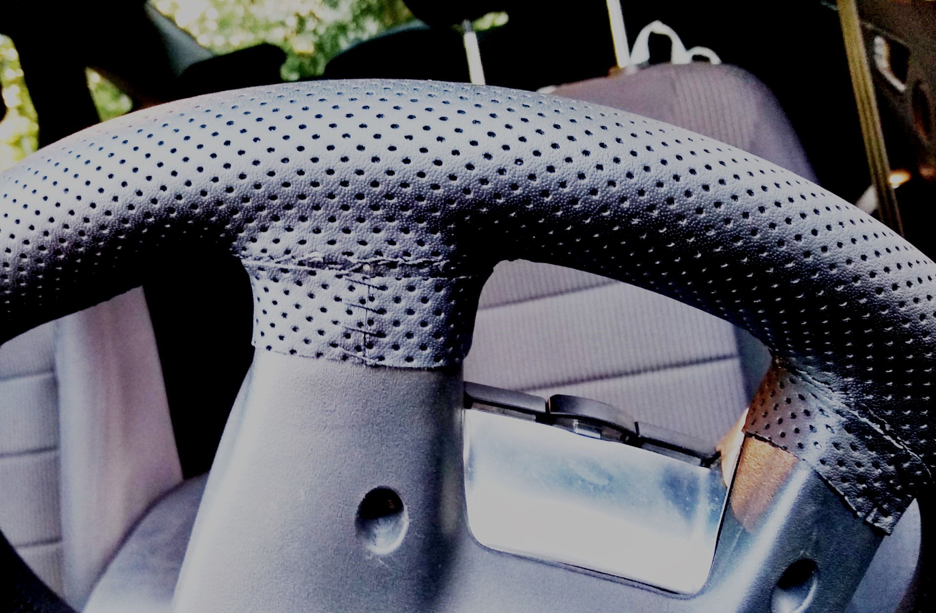 2025 کے لیے بہترین اسٹیئرنگ وہیل بریڈز کی درجہ بندی