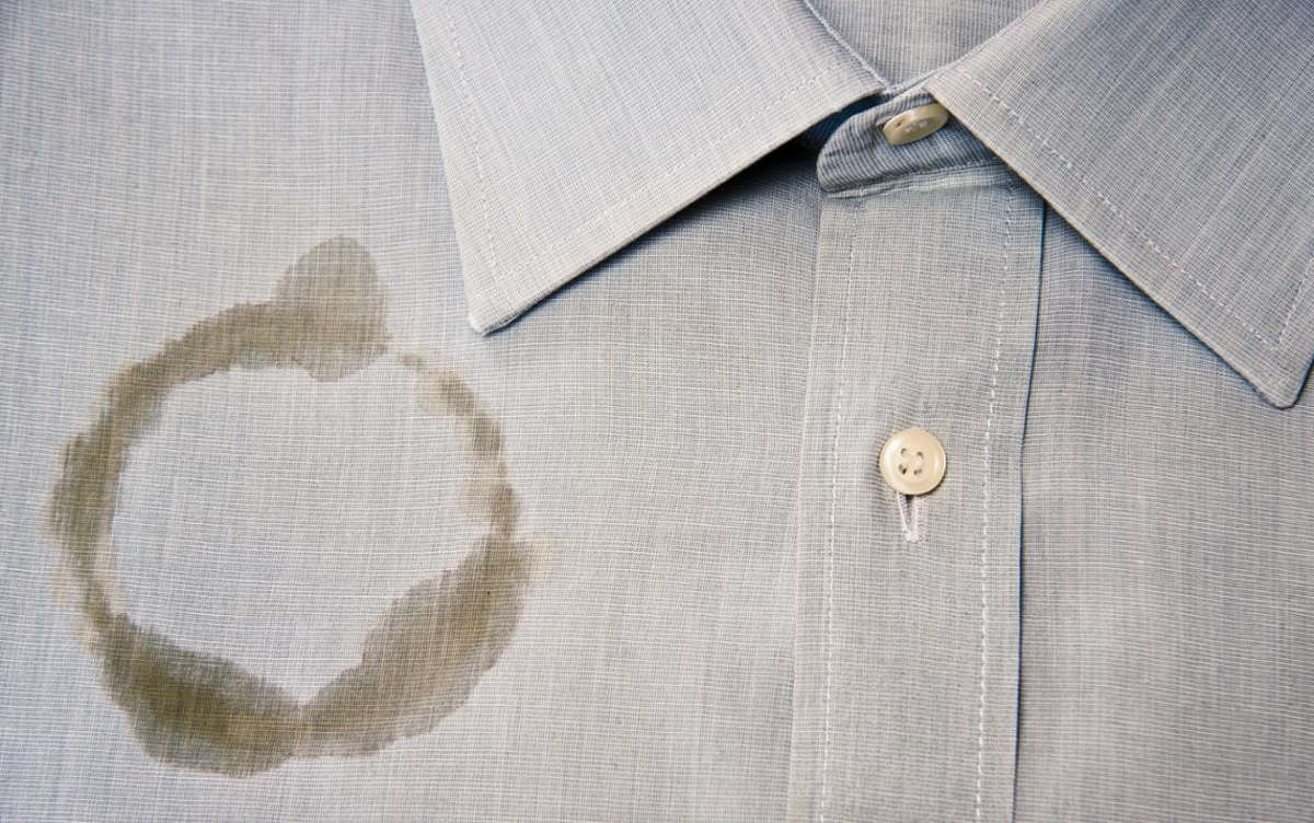 ترتيب أفضل الطرق لإزالة بقع زيت المحرك لعام 2025