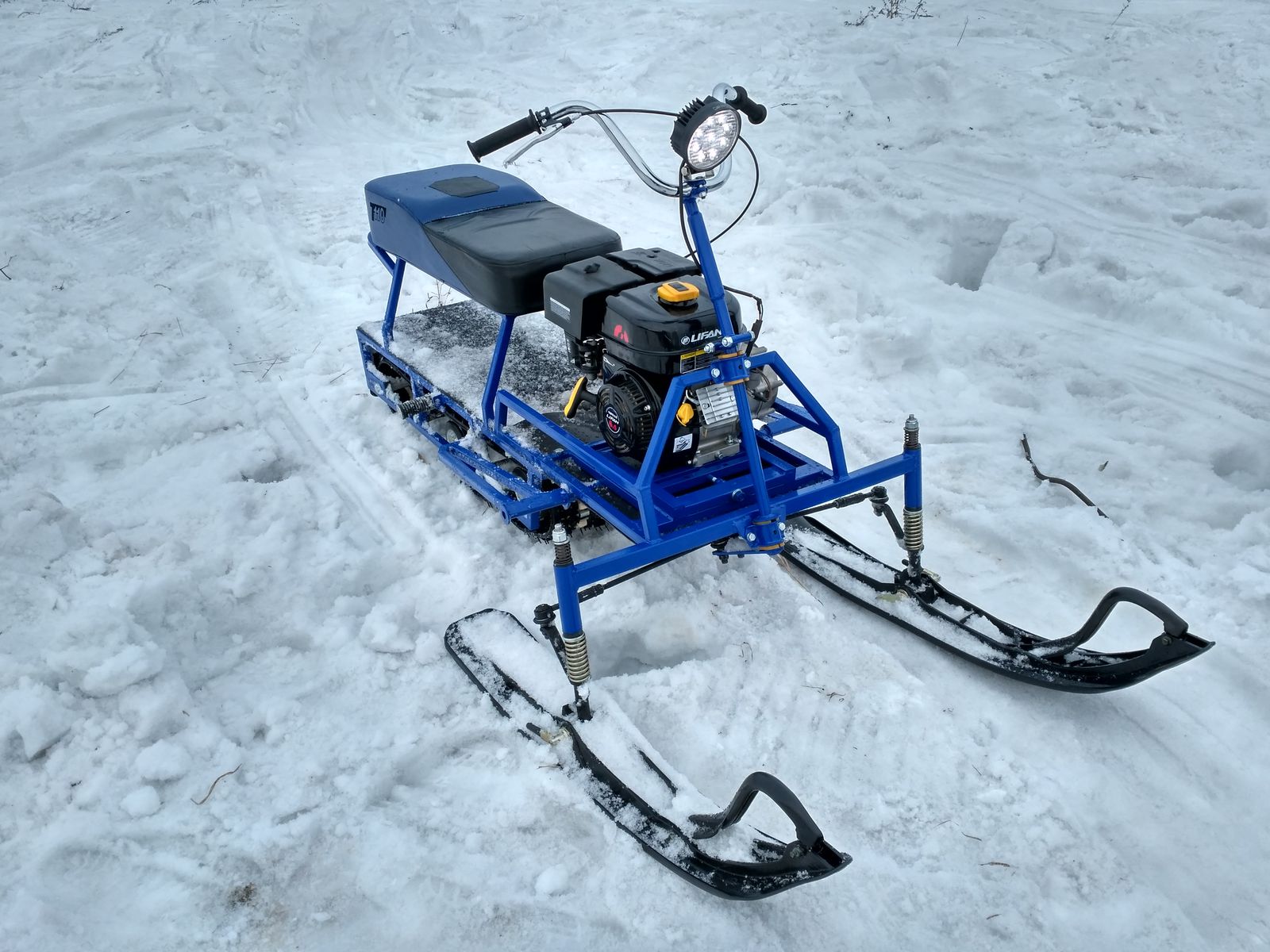 2025 کے لیے بہترین منی سنو موبائلز کی درجہ بندی