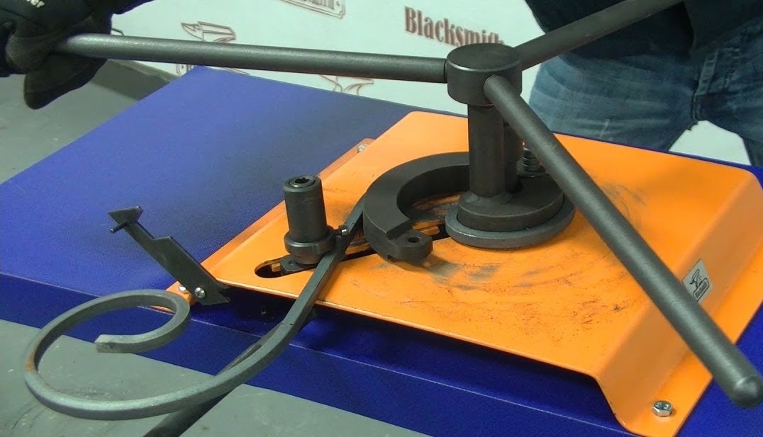 Peringkat mesin tempa dingin terbaik untuk 2025