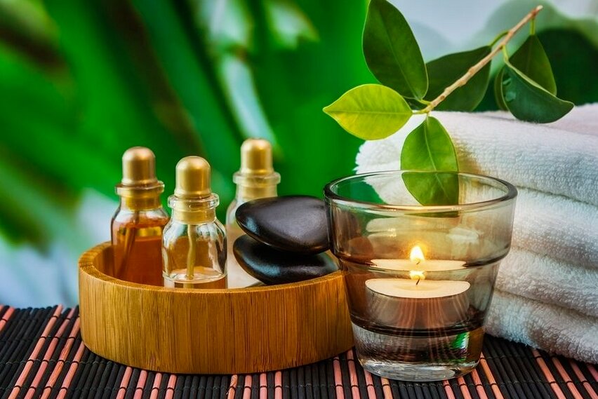 Peringkat minyak tubuh terbaik untuk tahun 2025