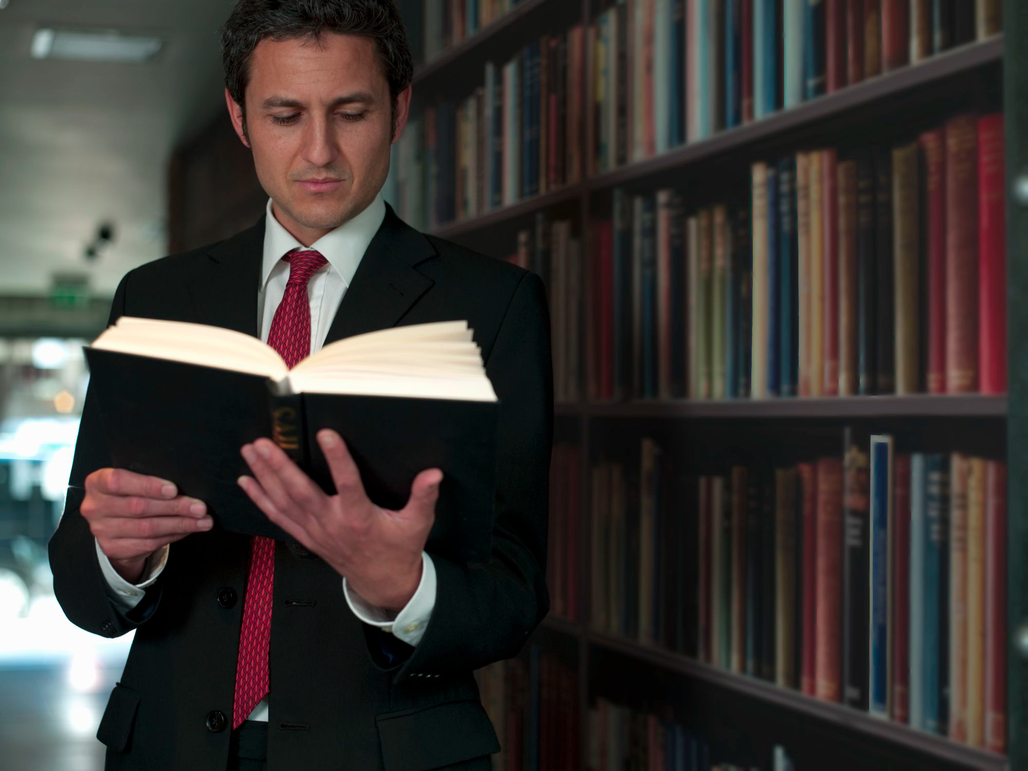 2025 کے لیے بہترین کاروباری کتابیں۔