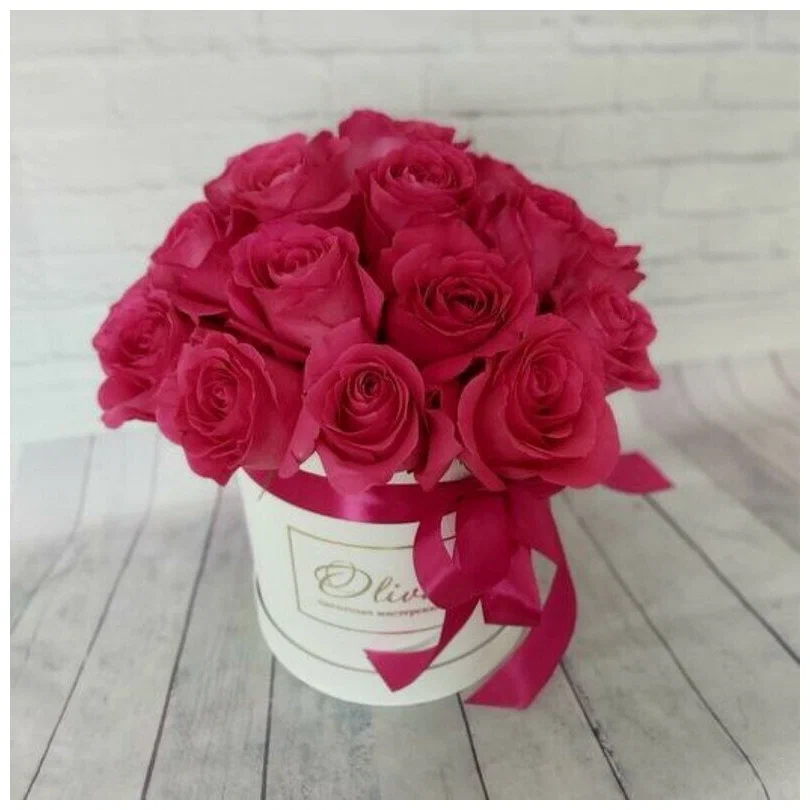 Pagraranggo ng pinakamahusay na pabango ng bulaklak para sa mga kababaihan 2025